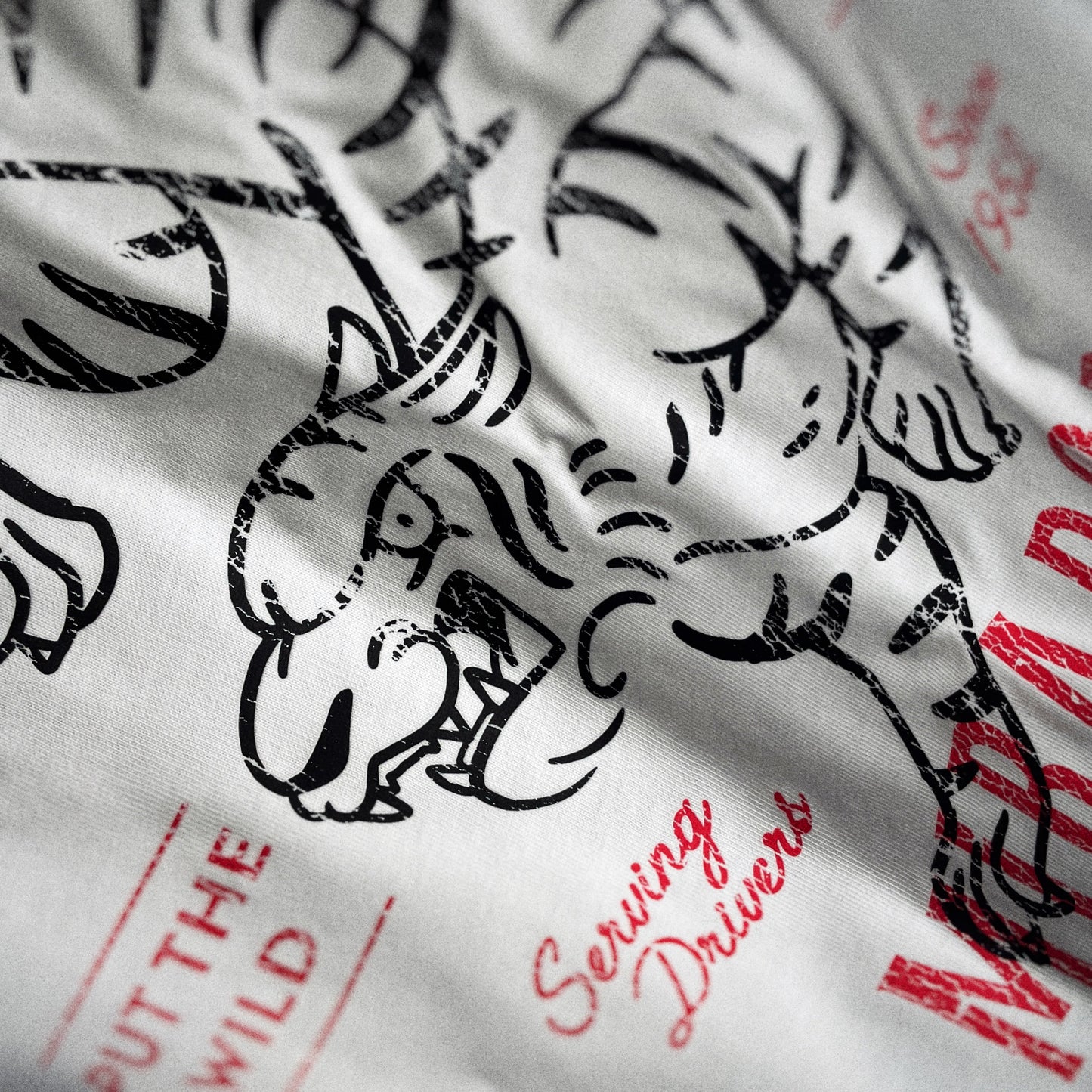 T-shirt imprimé unisexe - "Tiger Gasoline"